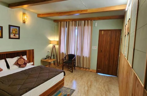Naina Range Hotel | The Mystic Pines