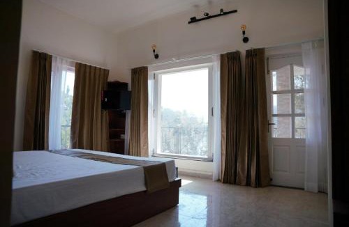 Bhimtal House | The Periwinkle Homestay Bhimtal