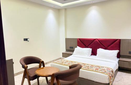Knowledge Park III Hotel | The Prominence Premium Hotel & Banquet