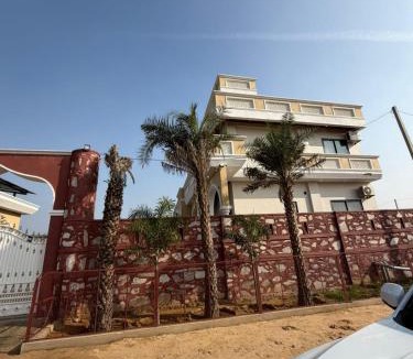 Jaipur District House | The royal Haveli farm stay