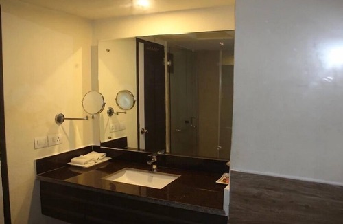 Karnal Hotel | The Royal Paradise