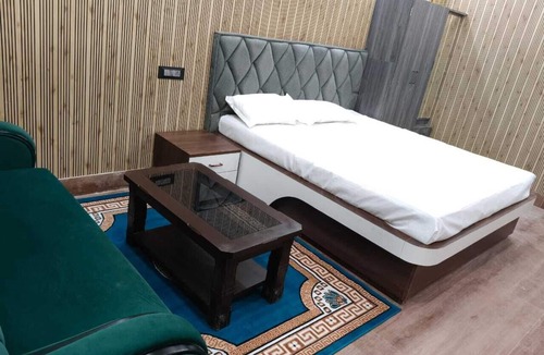 Nawada Hotel | The Royal Prince Hotel