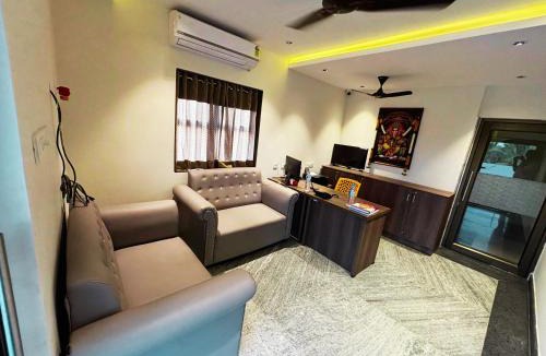 Lalgudi Hotel | The Sam's Court Elite Stay