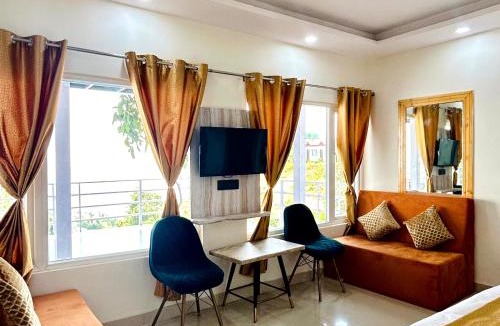 Sakalana Range Hotel | The Sarbati Palace Hotel