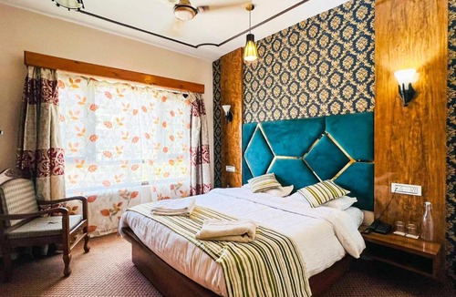 Srinagar House | The Shelter Heritage A Boutique Hotel For Amarnath Yatries