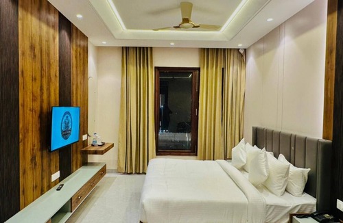 Sangrur Hotel | THE STERLING