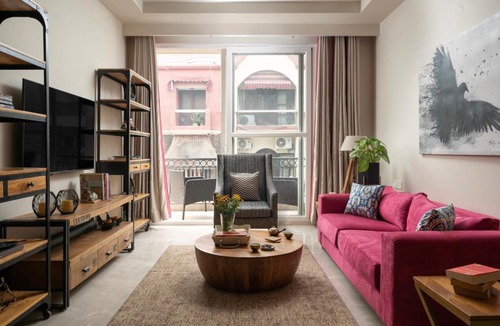 Green Park Apartment | The Urban Perch by The Blue Kite - 3BHK Spacious & Modern Apartments With Kitchen & WiFi