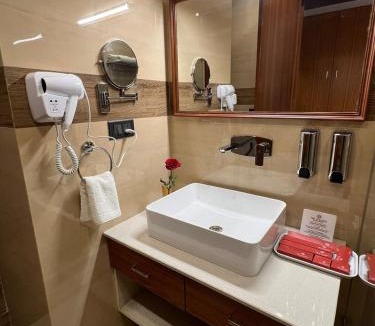 Muzaffarnagar Hostel | The Velvista Hotel