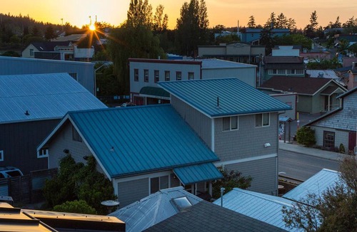 Friday Harbor House | The Web Suites