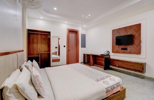 Greater Noida Hotel | The Wonder Stay Hotel and Banquet Greater Noida nearby India Expo Center & Mart