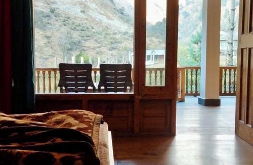 Banjar Hotel | The Woods - Tirthan Valley