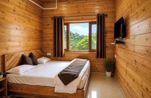 Chakrata Hotel | The Yak House