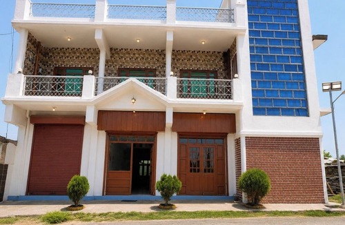 Chakrata Hotel | The Yak House