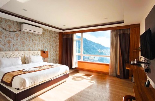 Gangtok Hotel | The Z Retreat & Spa - Swimming Pool & Free Parking - Near Tashi ViewPoint