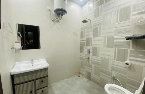Zirakpur Apartment | Theature Den Regal - a majestic hideaway