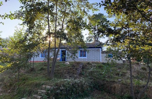 Almora Hotel | Thikalna Himalayan Retreat