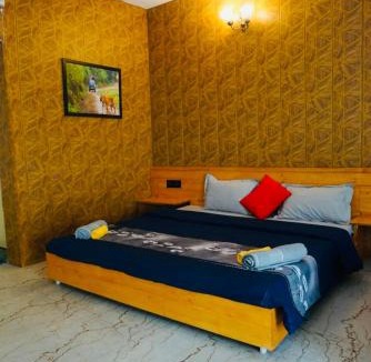 Dhela Resort | TIMLANSH THE ORCHID VIEW BY THE SKY LODGe