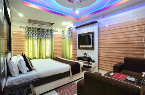 Siliguri Hotel | Tirupati Lodge NJP