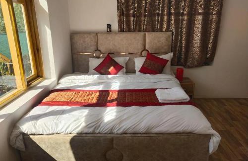 Shargole Hotel | Tololing Eco Resort