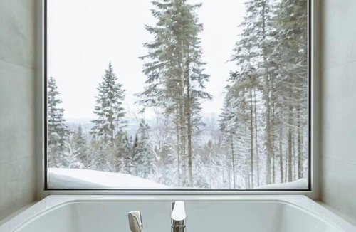 Lac Beauport Ski Chalet | TOPAZ