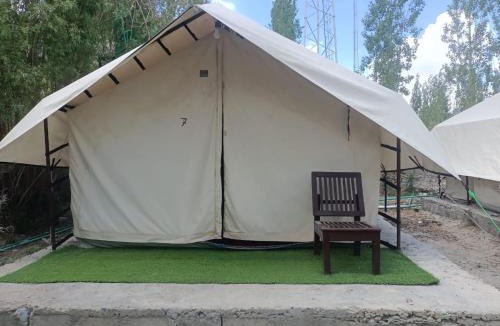 Hunder Other | Town Front Camping