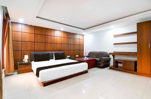Dhanbad Hotel | Townhouse Dhanbad Centre Point Mall