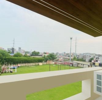 Greater Noida Hotel | Townhouse Dream Hotel