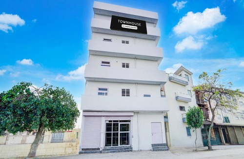Old Gurgaon House | Townhouse Khandsa Road Gurugram