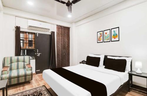 Ghatampur Hotel | Townhouse Oak Awas Vikas Kalyanpur