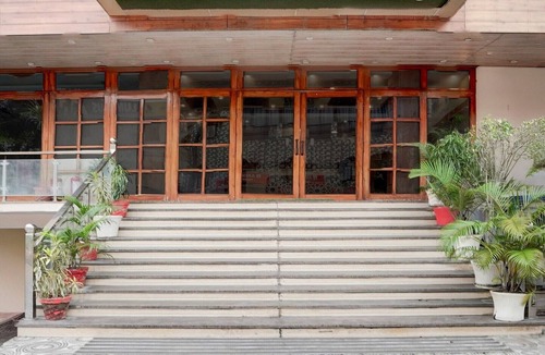 Dehradun House | Townhouse Oak Dehradun Court