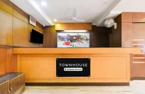 Secunderabad Hotel | Townhouse Oak Iskcon Temple Secunderabad