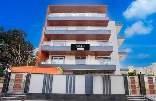 Noida Hotel | Townhouse Oak Noida Sector 83 Metro Station
