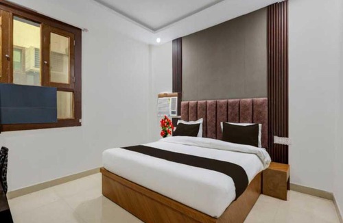 Allahabad Hotel | Townhouse Prayagraj New Cantt Formerly White Colony