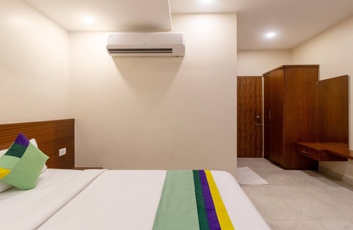 Bengaluru Hotel | Treebo Anjani Fortune Suites