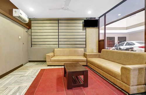 Kozhikode Hotel | Treebo Darwesh Residency - 500m from Railway Station