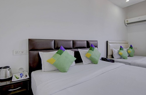 Zirakpur Hotel | Treebo Rockland, Zirakpur