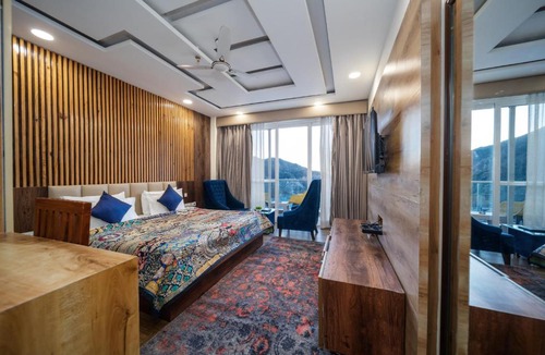 Bhagsu Nag Hotel | Tripli Hotels Shivaay