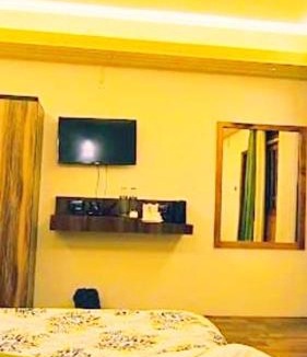 Pelling Hotel | Tripoo Rhisum the premium Haapo retreat