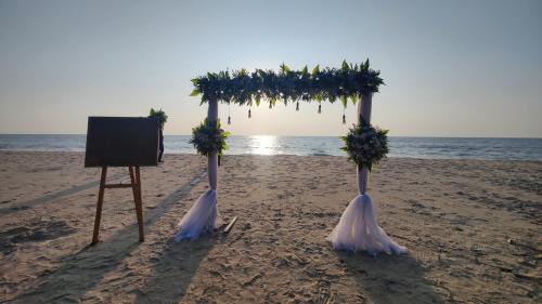 Aryad South Bed & Breakfast | Tripsea Beach Villa