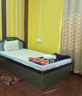 Uttar Kalamati Hotel | Trishan Hotel