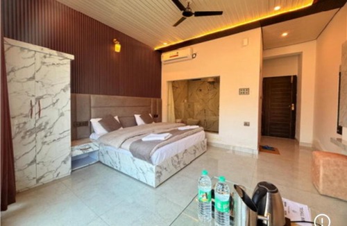 Rudraprayag Hotel | Trishul inn