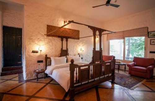 Nainital Hotel | Two Chimneys, Gethia, Nainital