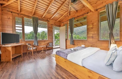 Bhimtal Villa | UK 04 5BR Retreat Villa, Bhimtal