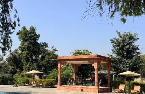 Bhandarej Hotel | Umaid Palace Dausa - Lakeside Heritage Resort - Near Shri Mehandipur Balaji Temple - Near Chand Baori Stepwell Abhaneri & Bhangarh Fort