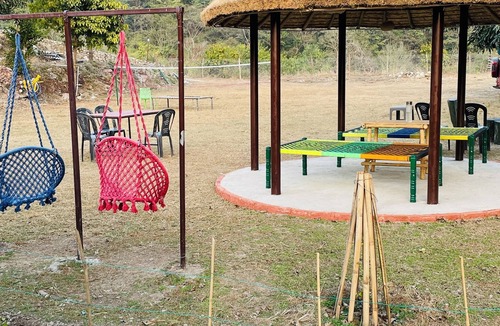 Jakh Hotel | Upasana The Riverside Resort