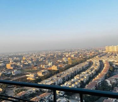 Greater Noida Bed & Breakfast | Urban Luxe Flat I Peaceful and Prime Location