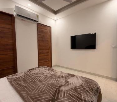 Kharar Apartment | Urban Nest By Jassi