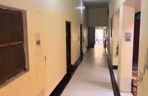 Ayodhya House | Usha Atithi Niwas Near By Jain Mandir Walking Distance Shree Ram Mandir 150mtr