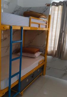 Mysore Hostel | V R S Luxury AC Male Dormitory