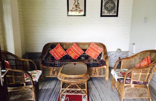 Sungava House | Vamoose Pegs